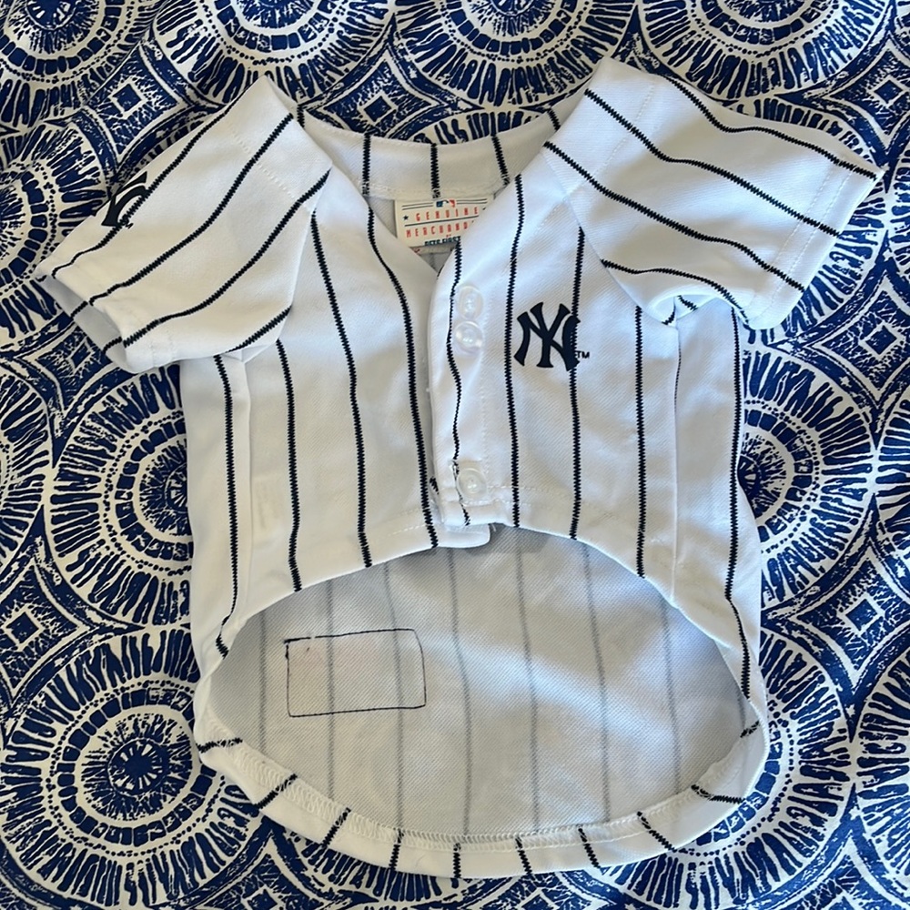 Petsfirst Yankees Dog Jersey size small
